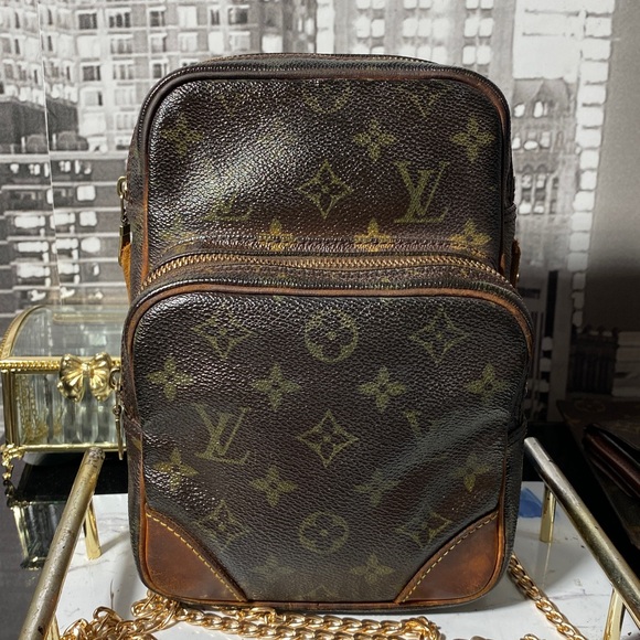Authentic Louis Vuitton Monogram Amazon Crossbody Bag - Picture 8 of 16